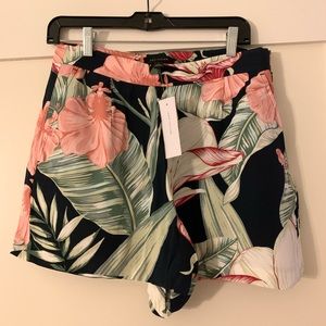 High Waisted Patterned Shorts - NWT